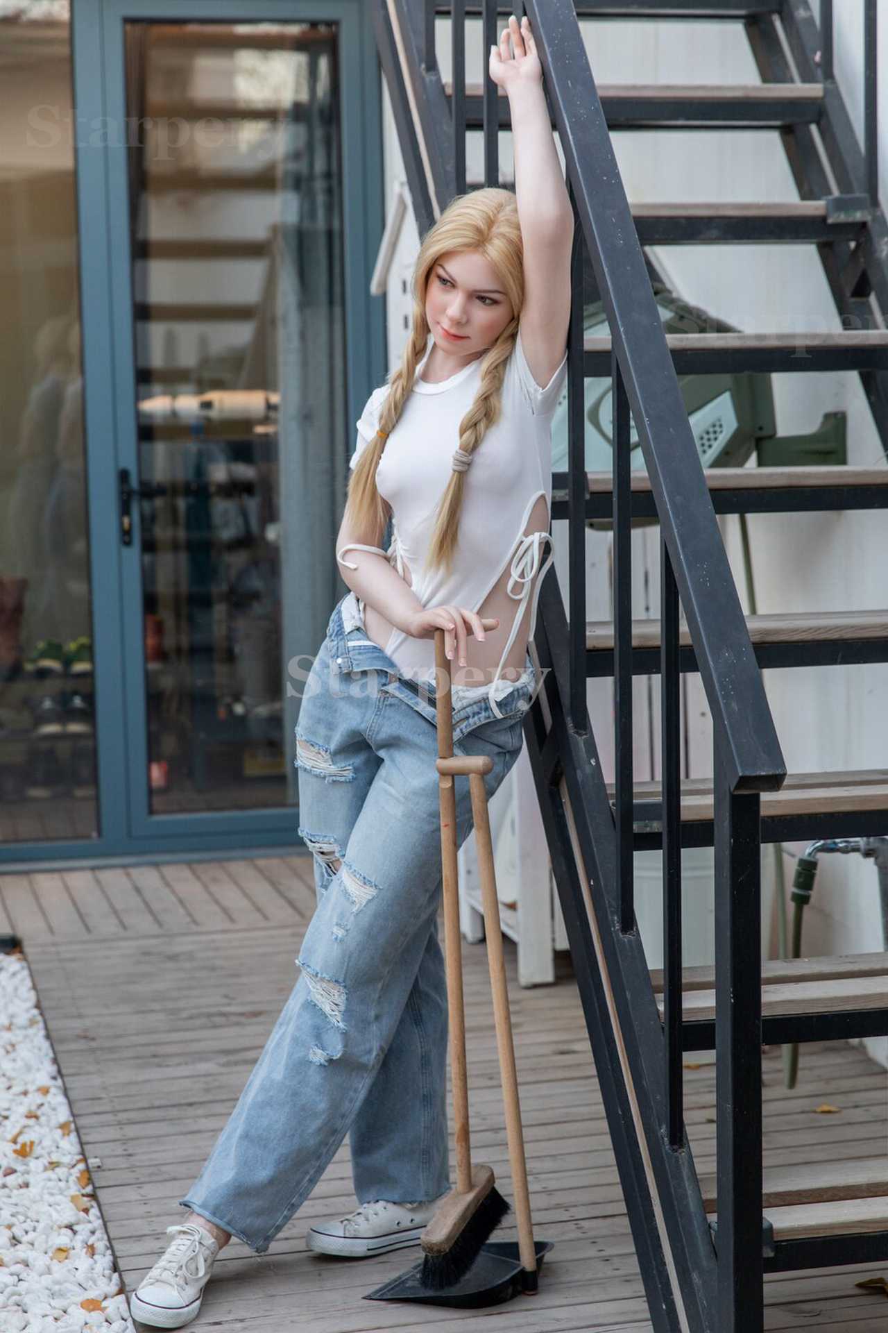 Valda : Sensual Pink-Haired Teen - A Cup Breasts Anmodolls Starpery