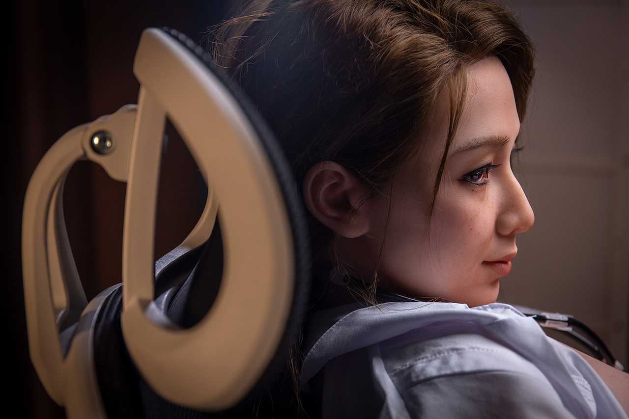 Sexy Doctor Starpery Sex Doll Eveline: 168cm H Cup Silicone Body Anmodolls Starpery