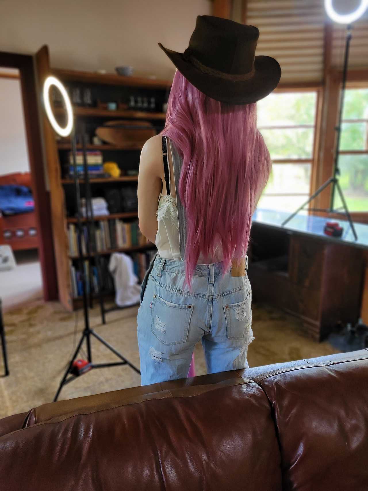 Maud: Sensual Pink-Haired Teen - A Cup Breasts Anmodolls Starpery