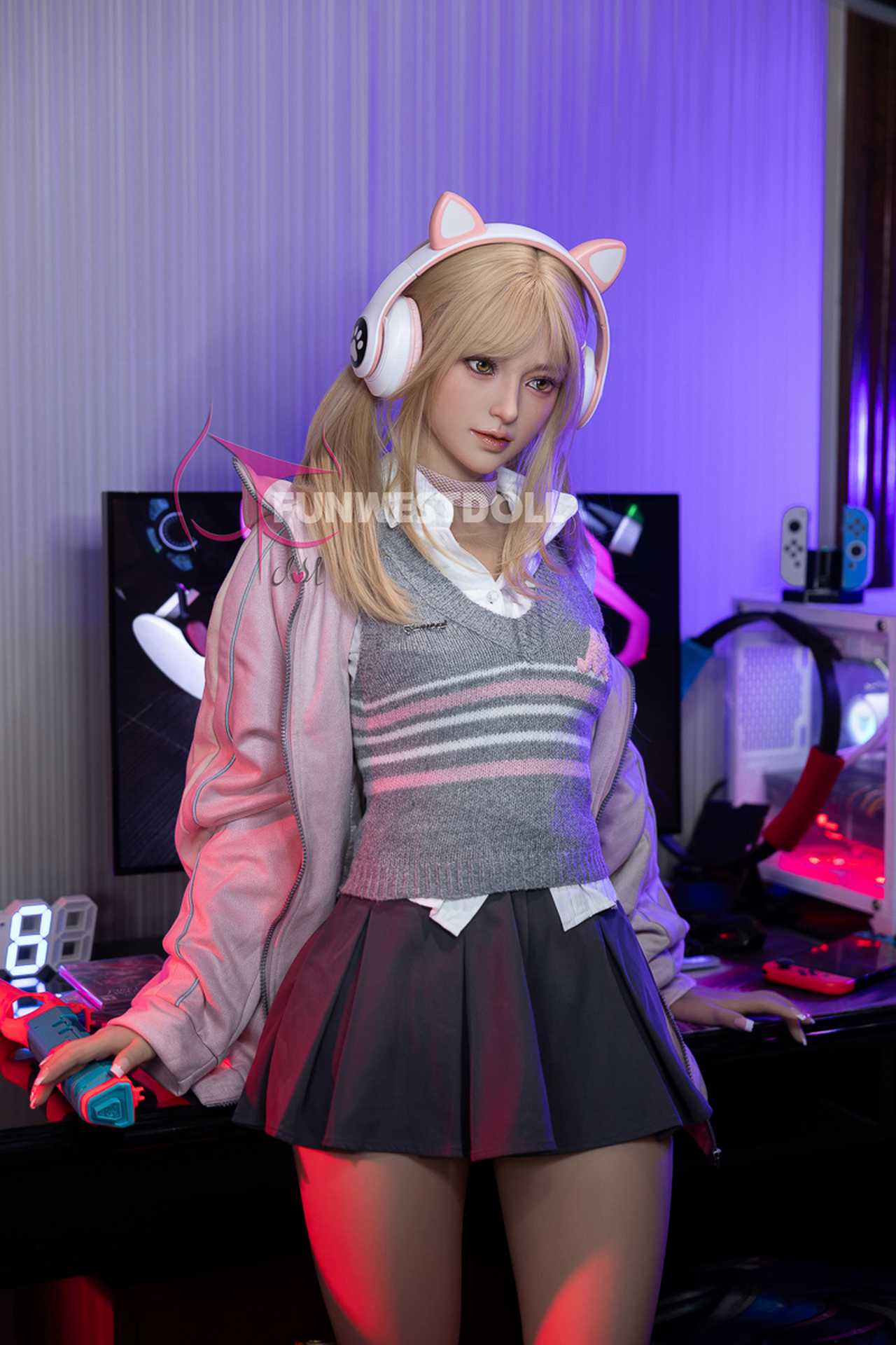 Funwest Evgeniya: 159cm TPE Doll with A-Cup Breasts and Gaming Enthusiasm Anmodolls Funwest