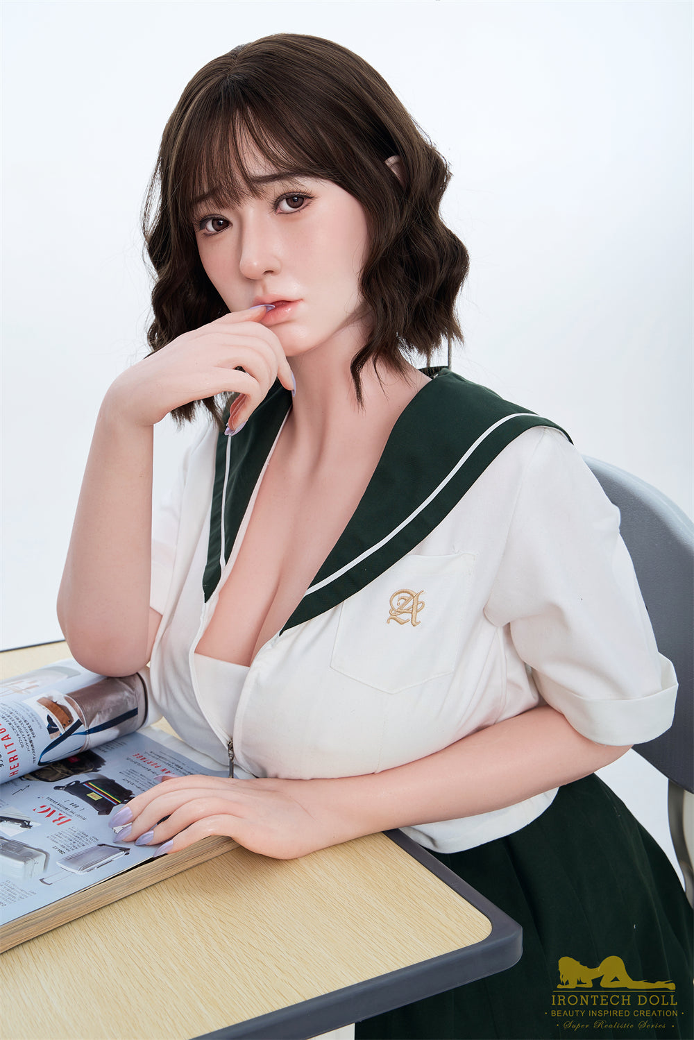 Irontech 162cm Silicone - sex doll, Europe love dolls - Betty Transexual - High-Quality Image of Irontech 162cm Silicone