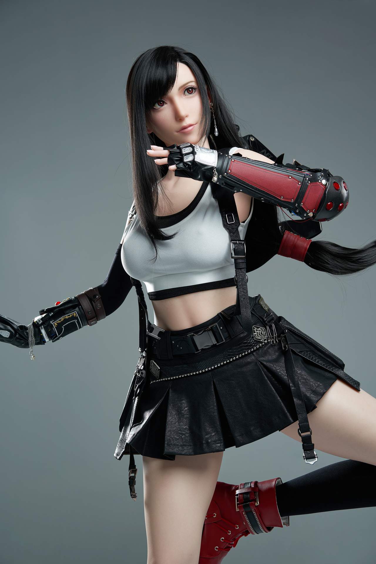 Gamelady Tifa Sex Doll: 168cm Full Silicon, Hot Figure from Final Fantasy VII Anmodolls GameLady