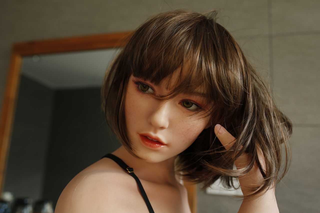 Get Ready for an Unforgettable Night with Karine, the Starpery Sex Doll with D Cup Breasts Anmodolls Starpery