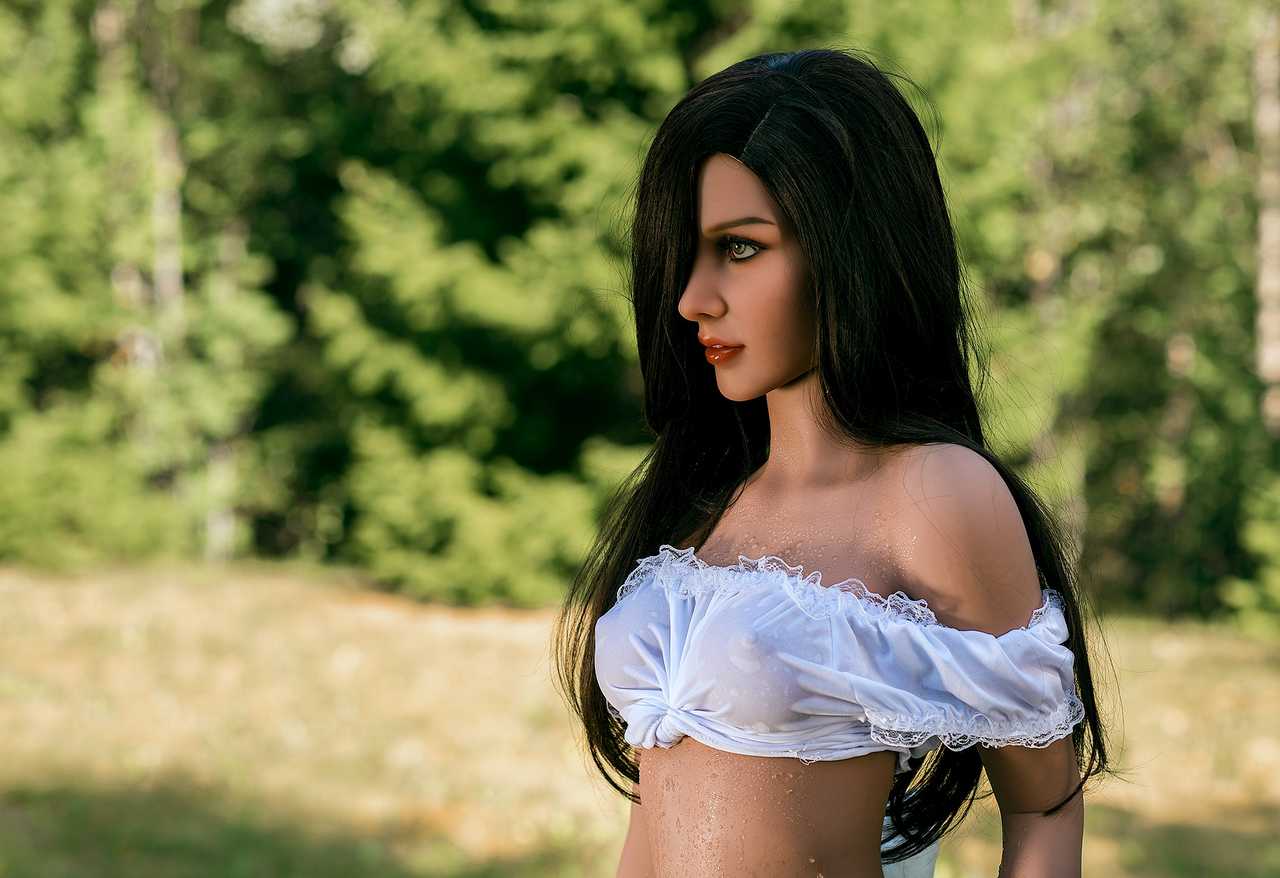 Ivanka - WM Sex Doll: B-Cup, Elegant Face, 157cm, Teen Brunette, Head 242 Anmodolls