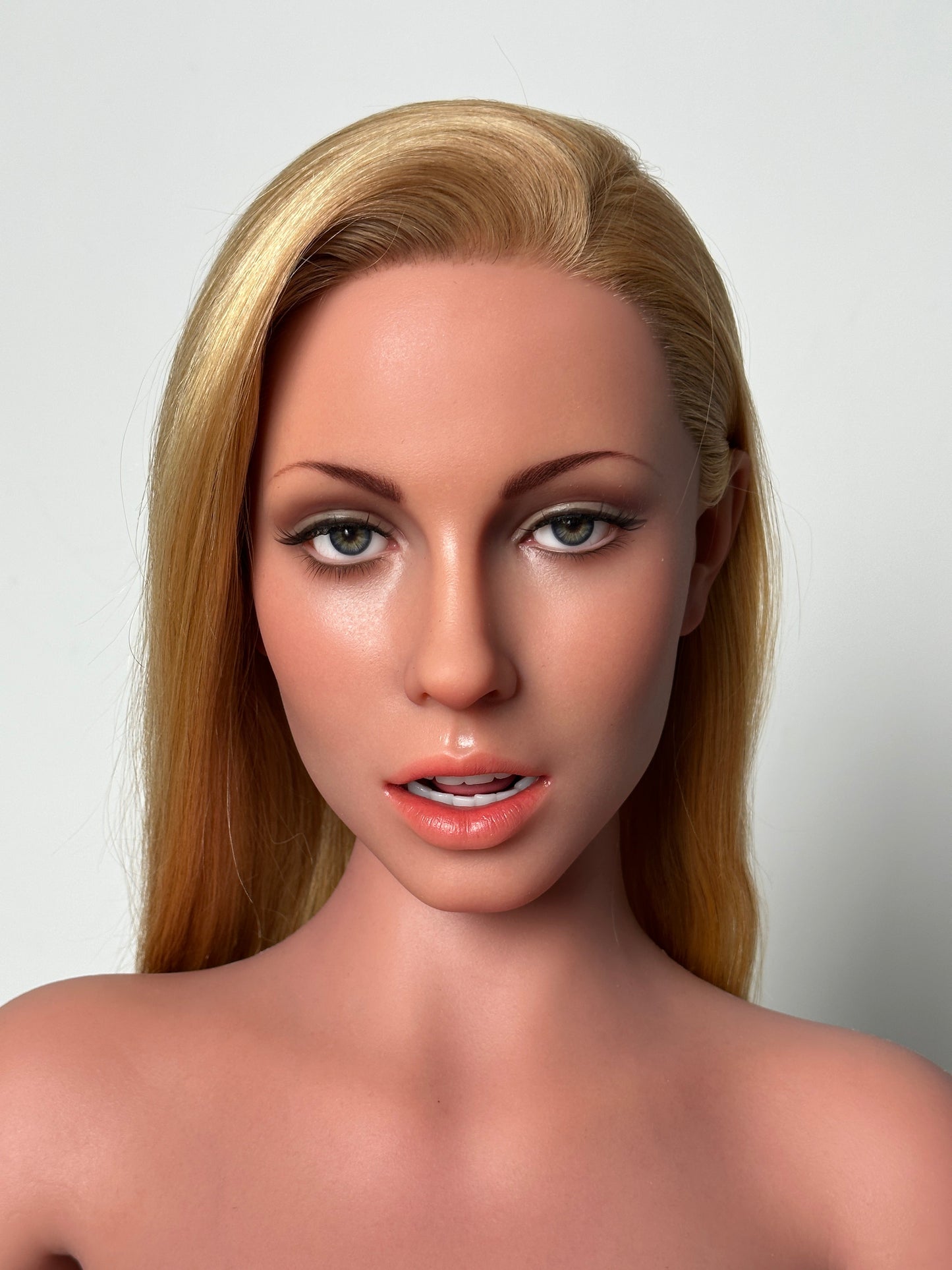 Image of zelex-zx166k-head-zxe203_2, a high-quality and realistic sex doll by Anmodolls Zelex