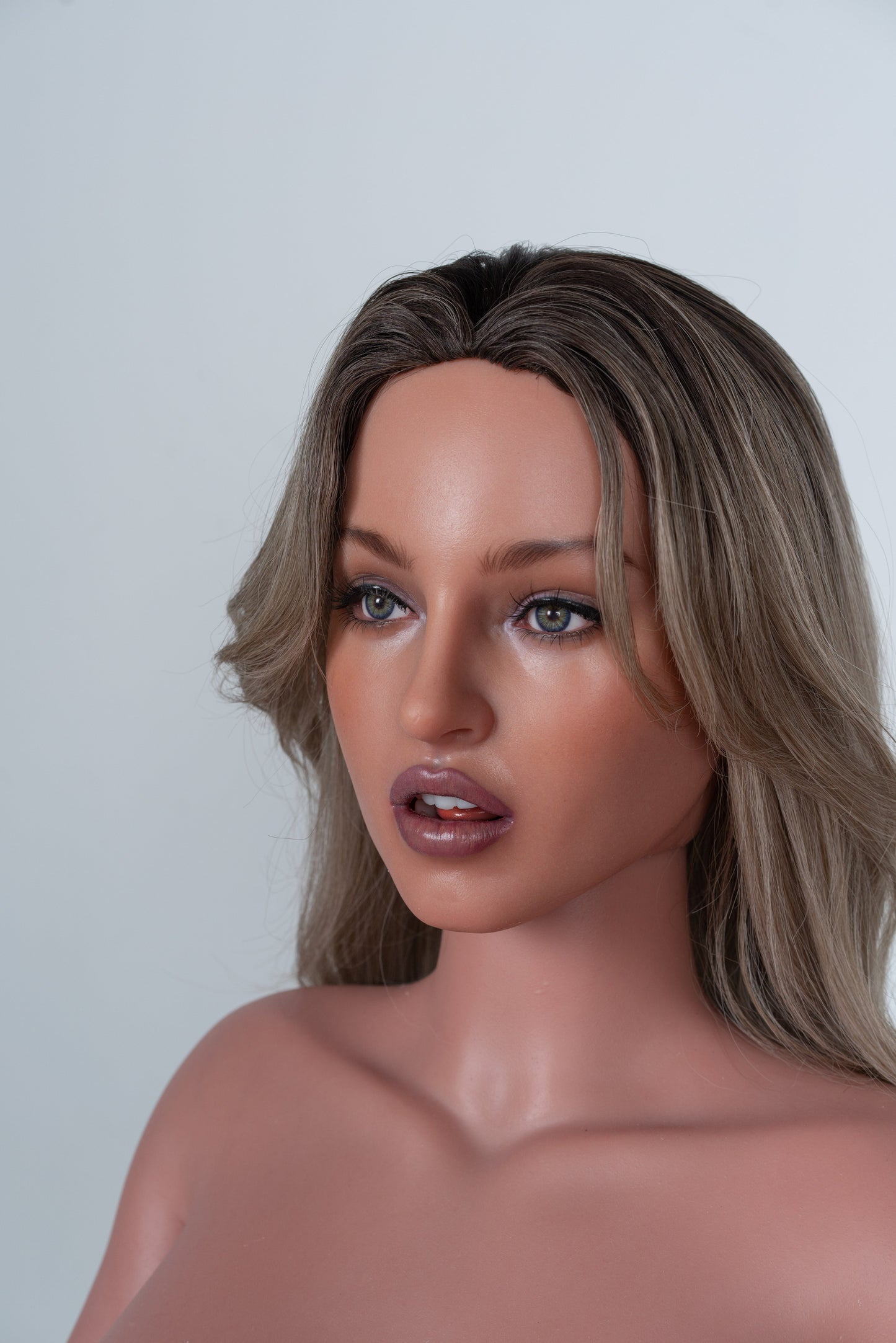Image of zelex-160cm-j-head-zxe204_1, a high-quality and realistic sex doll by Anmodolls Zelex