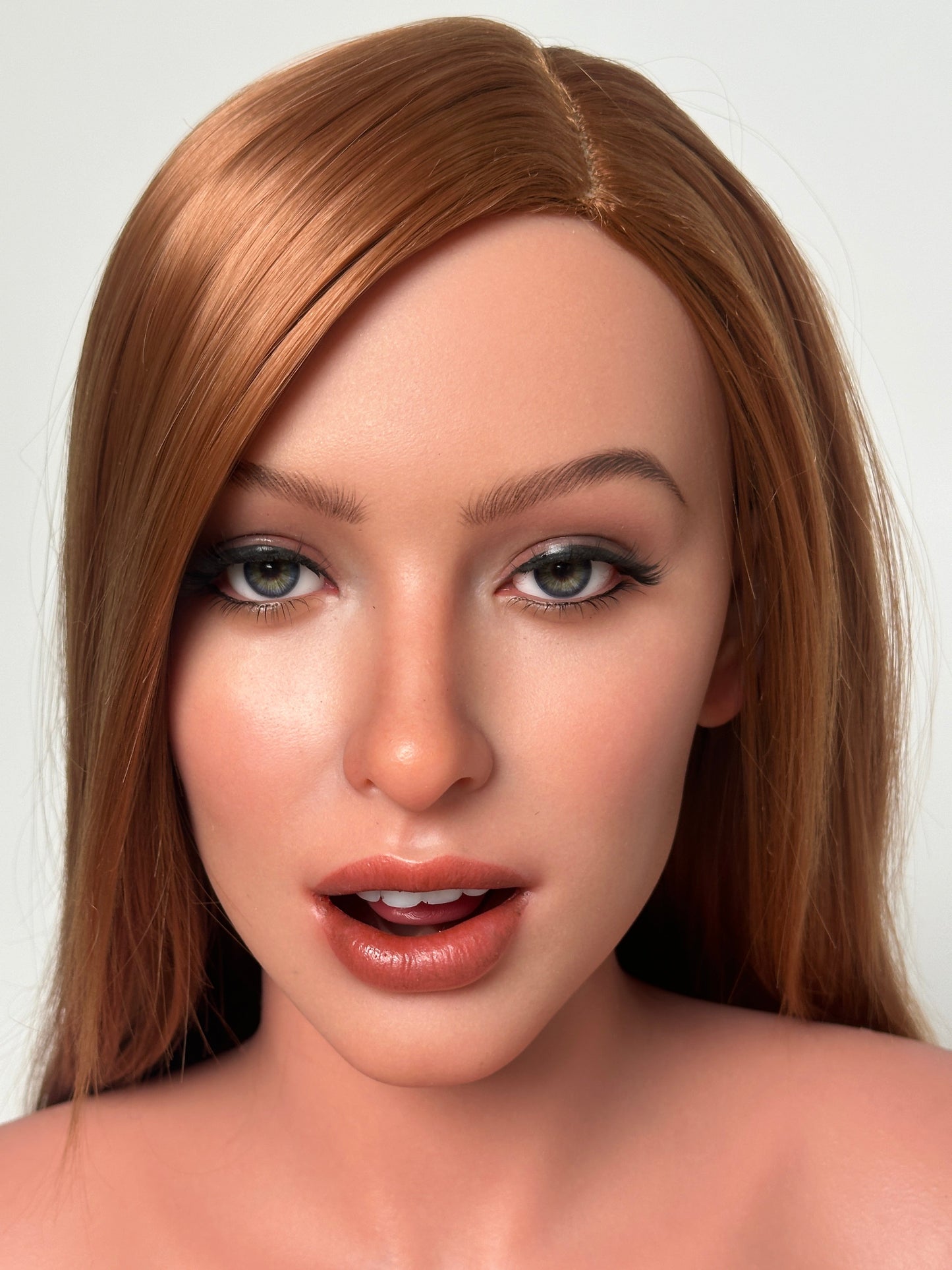 Image of zelex-sle-153cm-b-lillian-usa-ca-stock, a high-quality and realistic sex doll by Anmodolls Zelex