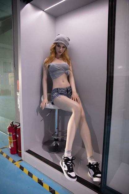 Elegant Darcie: 174cm Starpery Sex Doll with a Petite Body and Blonde Hair Anmodolls Starpery