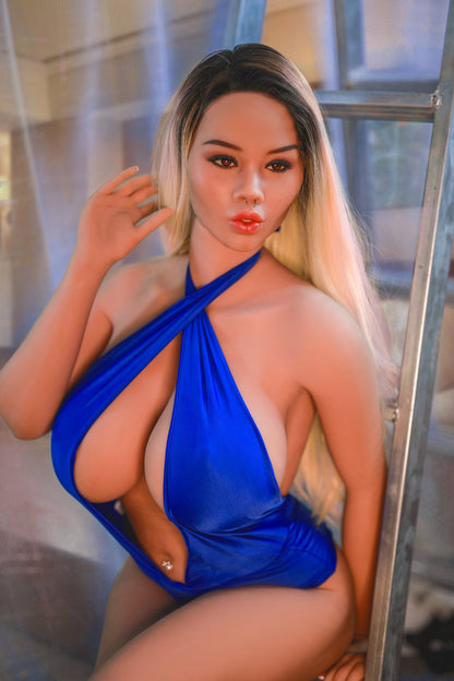 Hot Blonde Hair Sex Doll: Meet Penelope, the 171cm Seductress in a Sexy Blue Dress