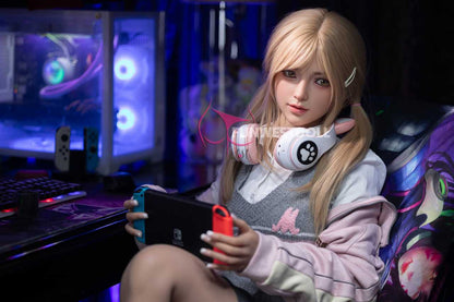 Funwest Evgeniya: 159cm TPE Doll with A-Cup Breasts and Gaming Enthusiasm