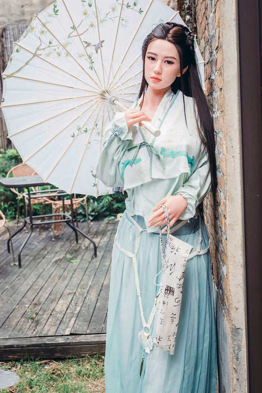 Starpery Sex Doll Amarante: Sexy Brunette Asian Woman in Traditional Dress Anmodolls Starpery