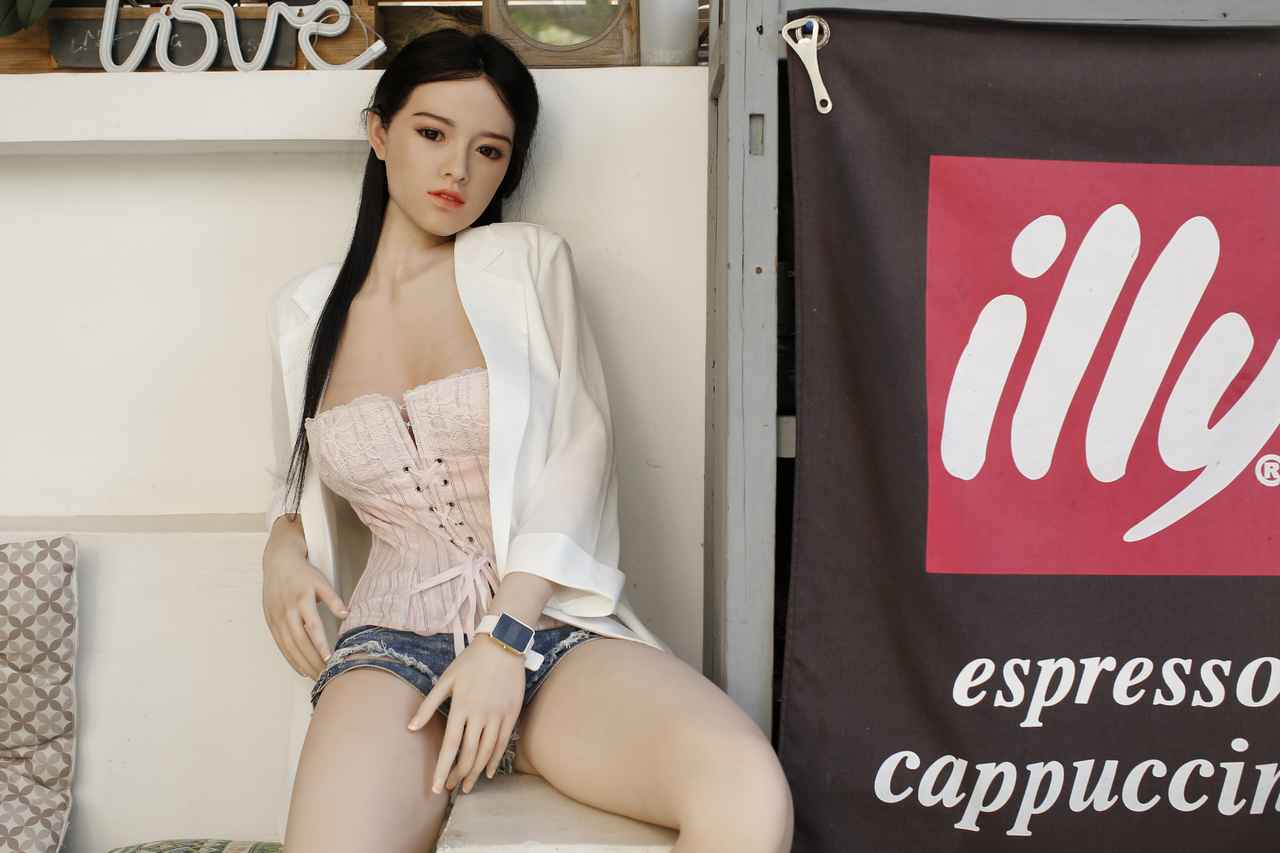 Sensual Brunette Asian Doll: Martha - 171cm Starpery Sex Doll Anmodolls Starpery
